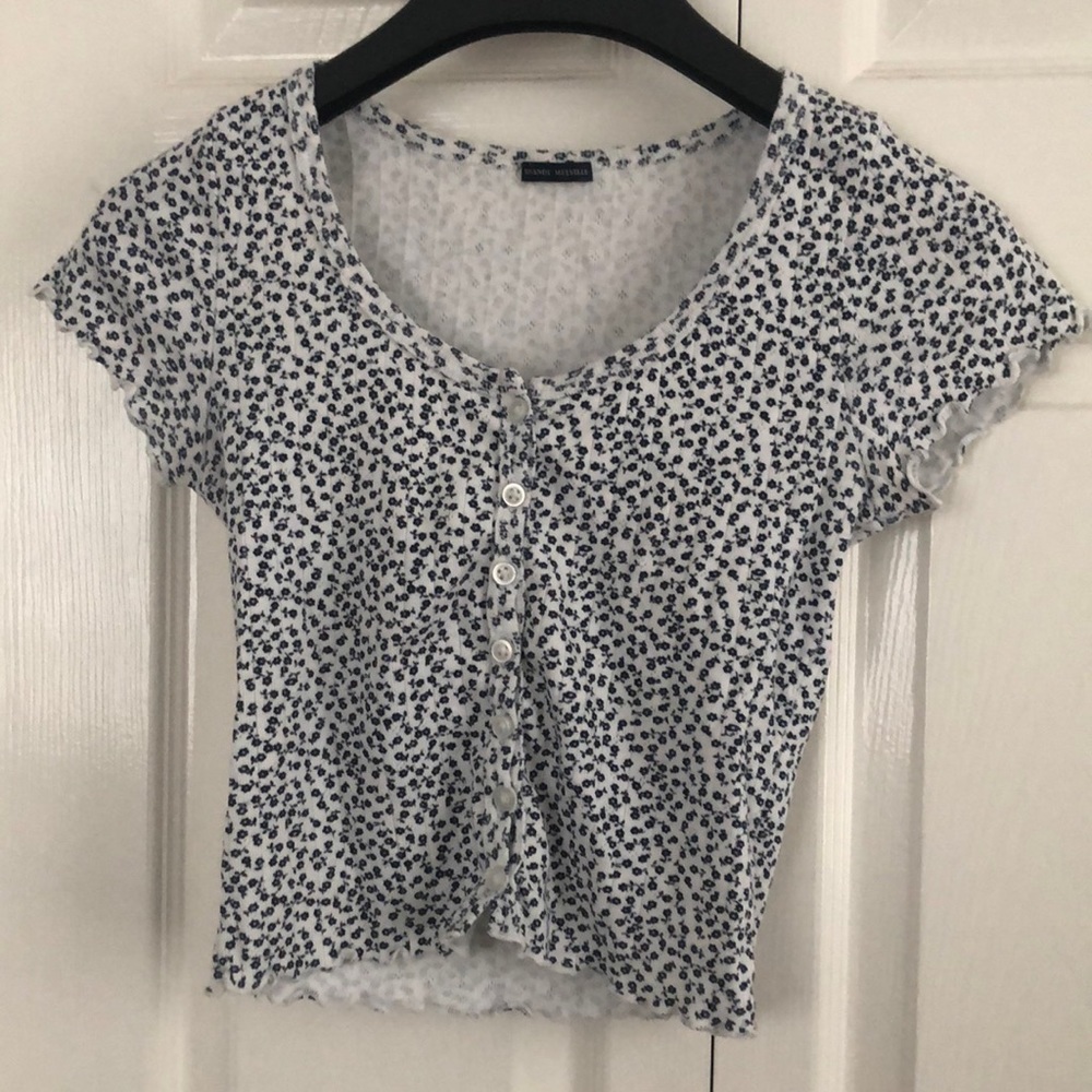 Brandy Melville Zelly top